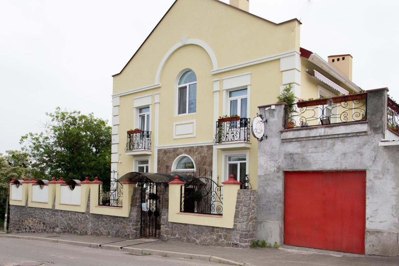 Villa Oselya Kiev Luaran gambar